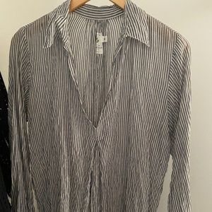 American Colors by Alex Lehr ORGANIC cotton blouse, v-neck